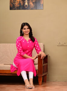 Women's Cotton Blend Rani Pink Straight Kurti with Polka Dot Print Sleeves & Neckline - Image 5